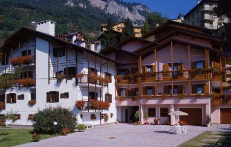 Residence Betulla Molveno Exteriör bild